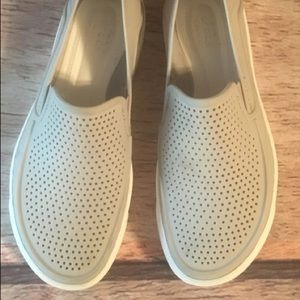 Crocs slip-on